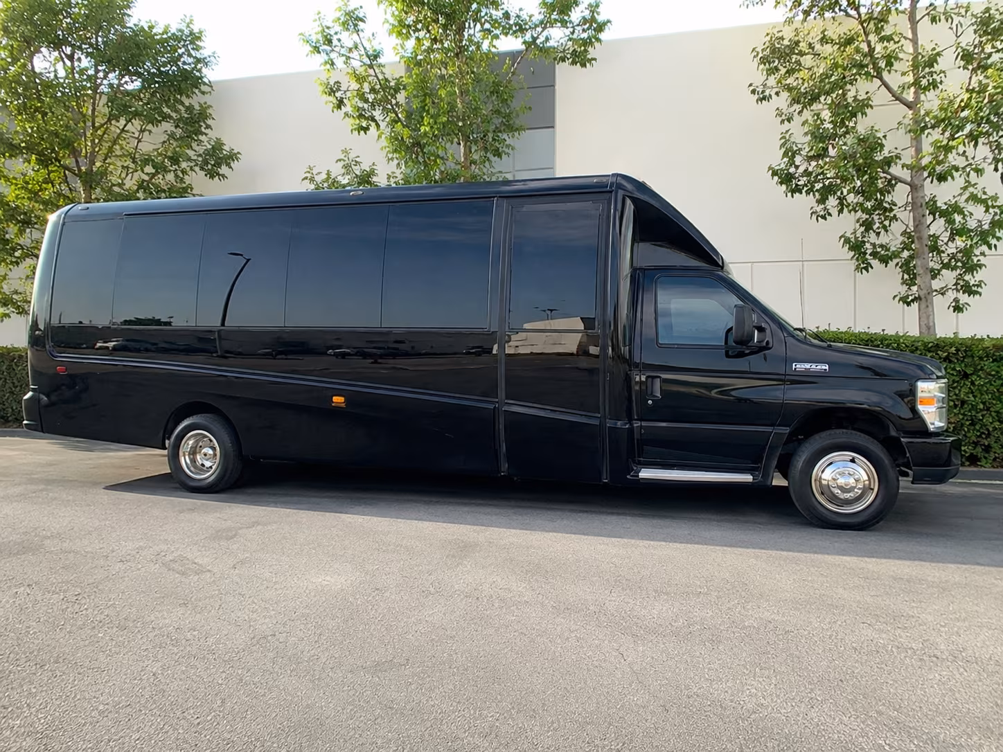 find the perfect transportation for your next bachelor or bachelorette party 5