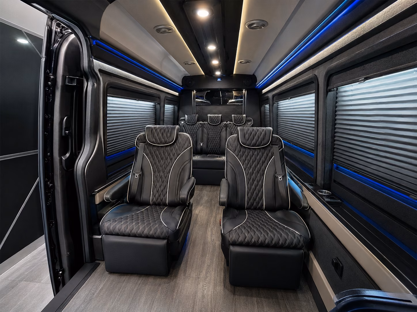 sprinter van wine tours for small groups around the high desert