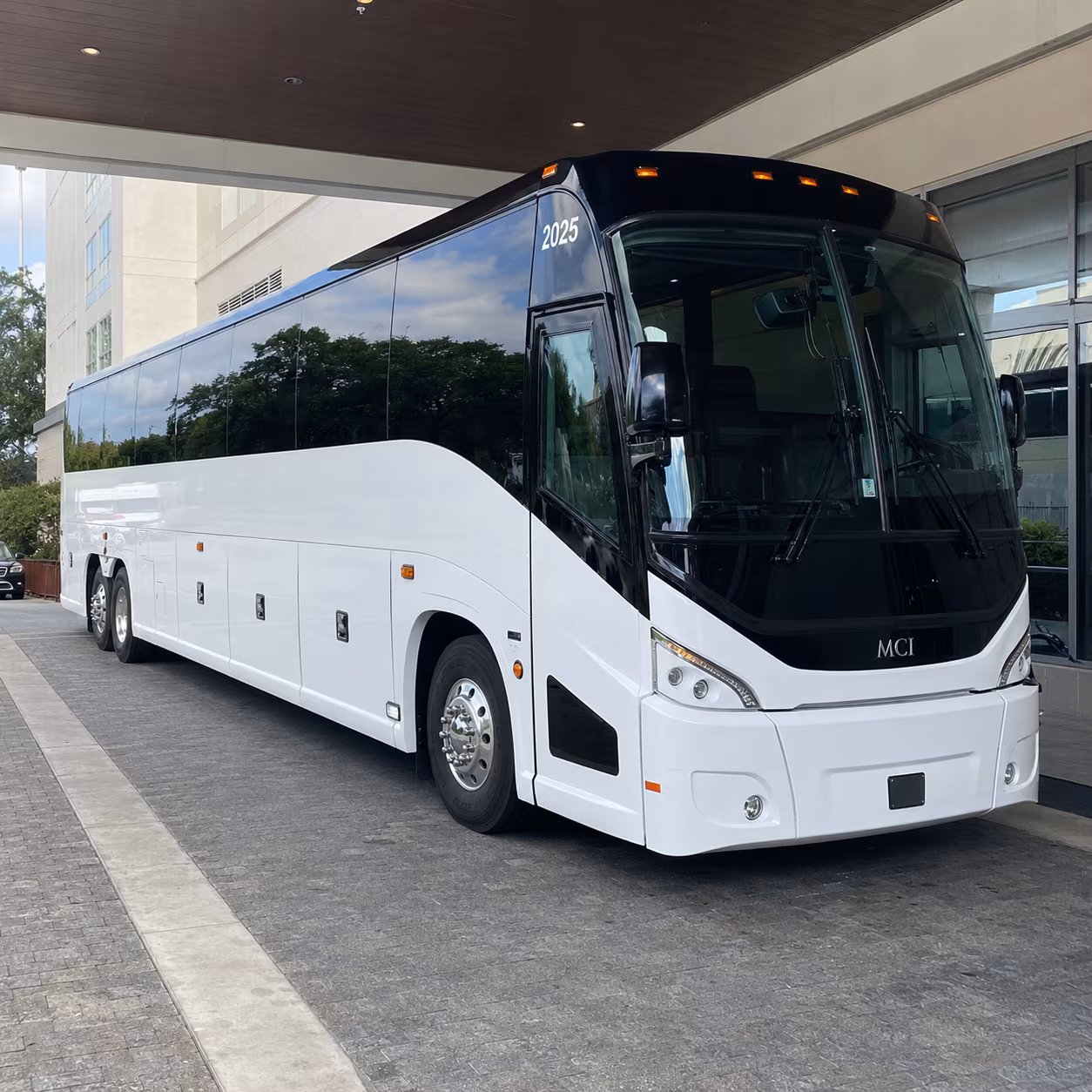 victorville 54 passenger charter bus